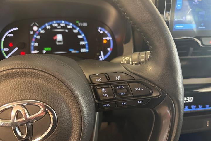 Sort Toyota Yaris Cross fra 2022