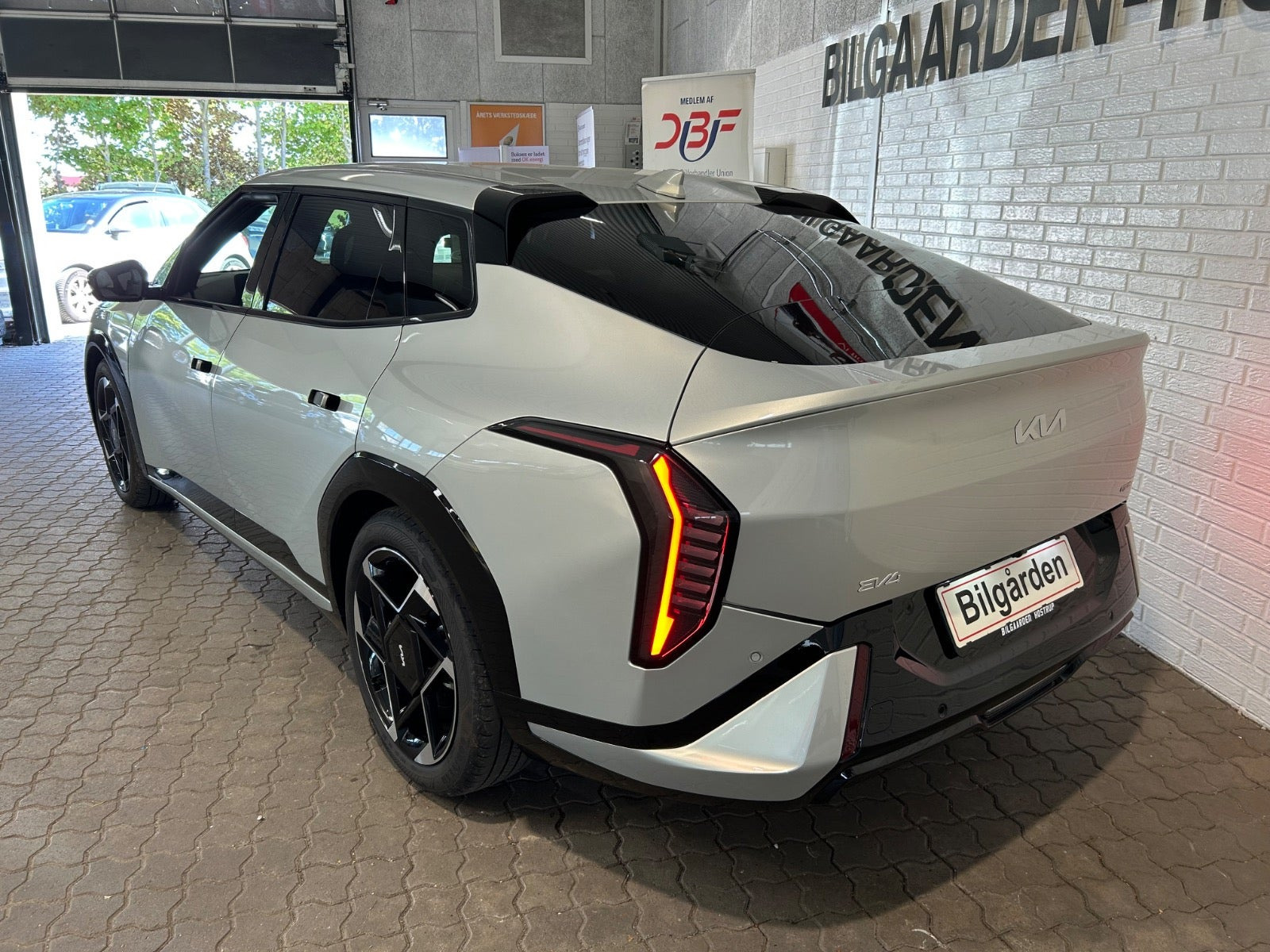 Sølv Kia EV4 fra 2026