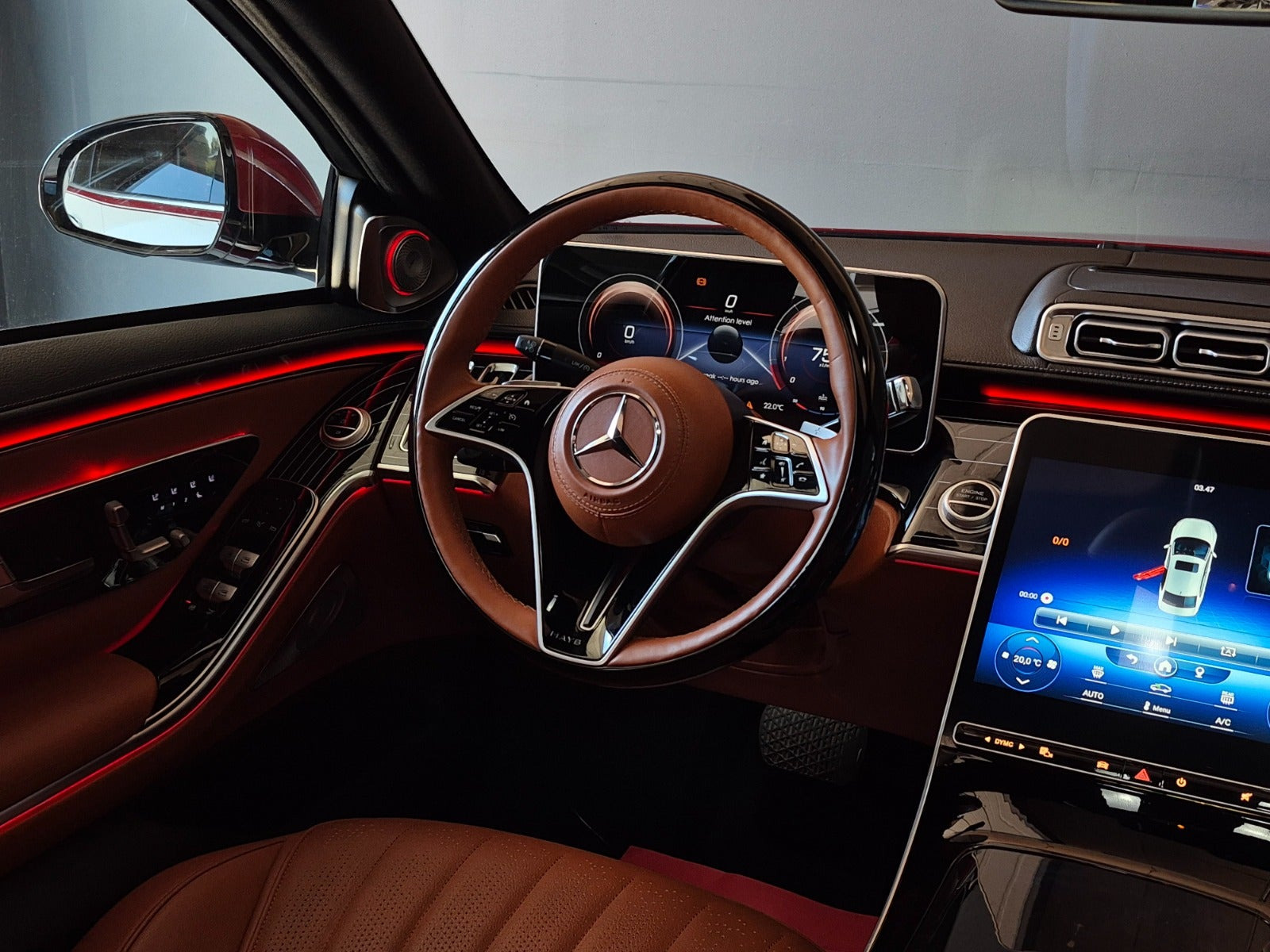 Hvid Mercedes S320 fra 2008