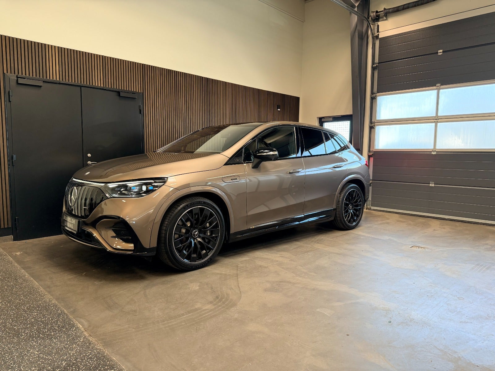 Mercedes EQE43 SUV AMG Premium Plus 4Matic