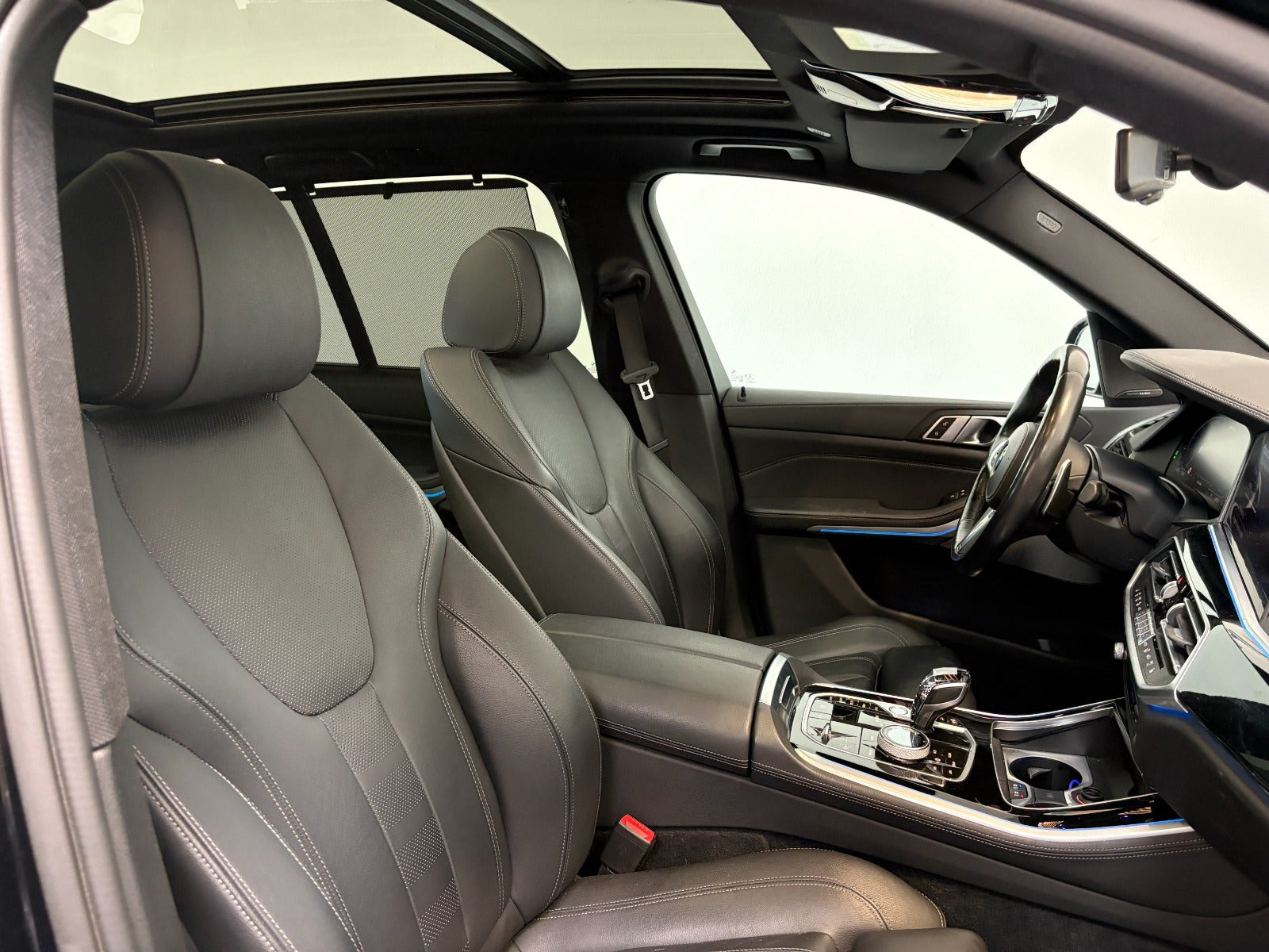 Sort BMW X5 fra 2021