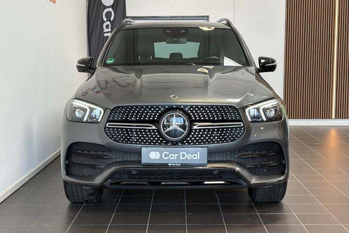Grå Mercedes GLE350 de fra 2022