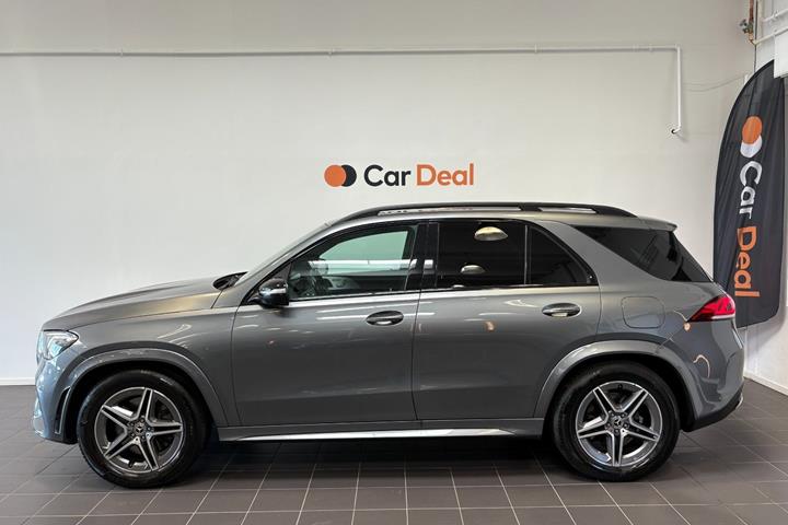Grå Mercedes GLE350 de fra 2022