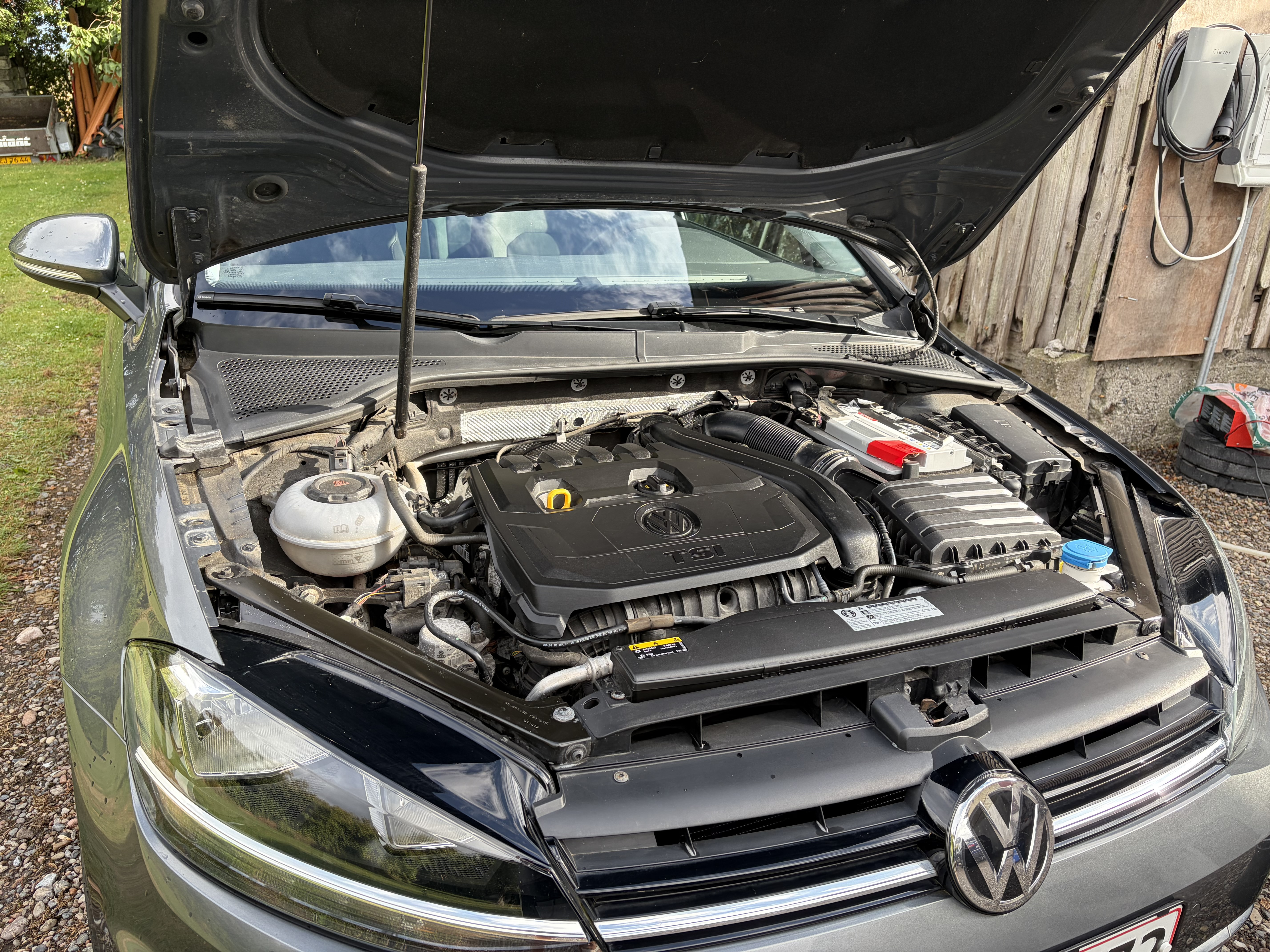Beige VW Golf VII fra 2018