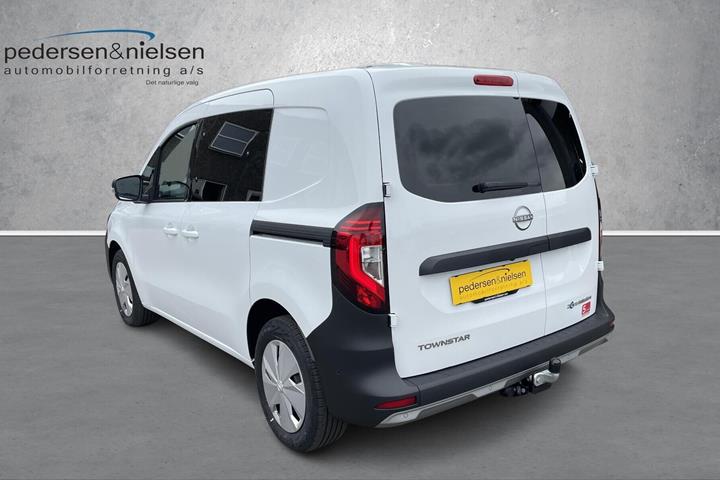 Hvid Nissan Townstar fra 2026