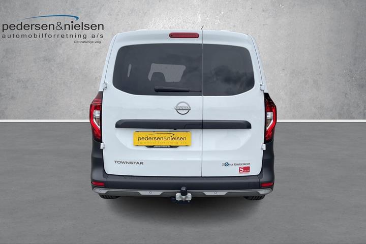 Hvid Nissan Townstar fra 2026