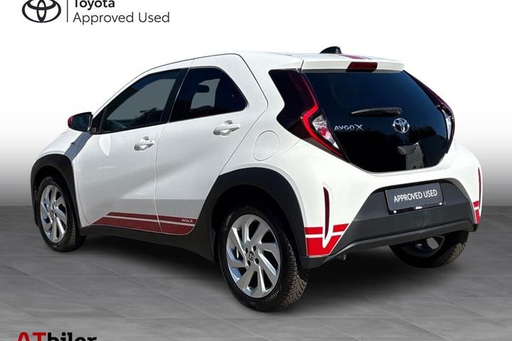 Hvid Toyota Aygo X fra 2022