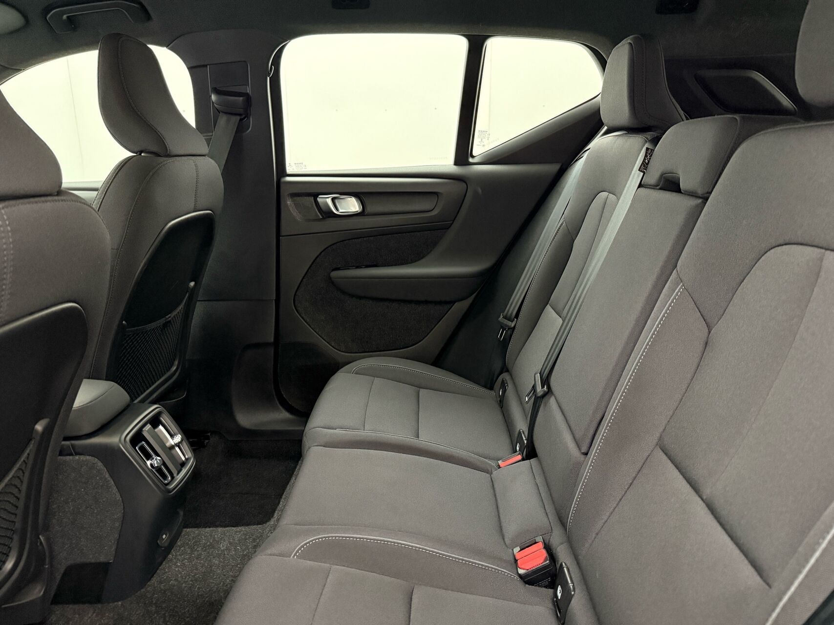 Sort Volvo XC40 fra 2022