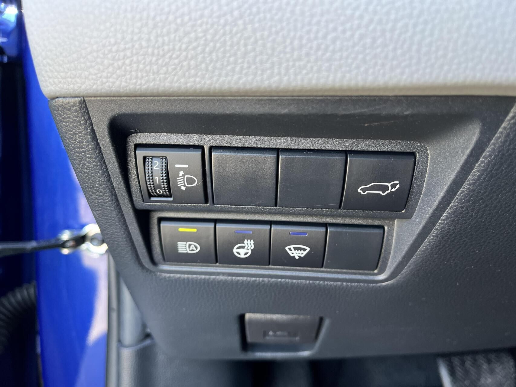 Blå Toyota Yaris Cross fra 2021