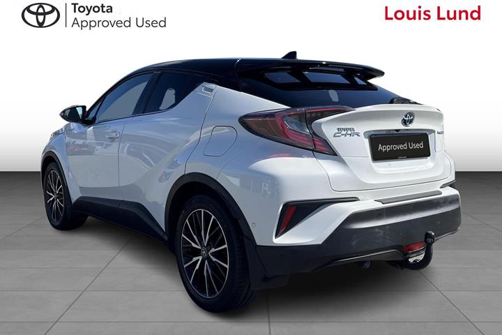 Hvid Toyota C-HR fra 2018