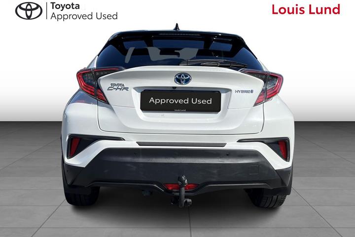 Hvid Toyota C-HR fra 2018