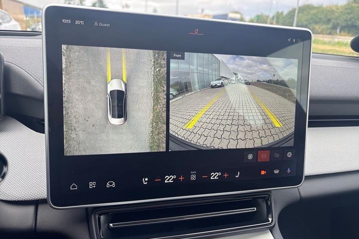 Hvid Polestar 4 fra 2026
