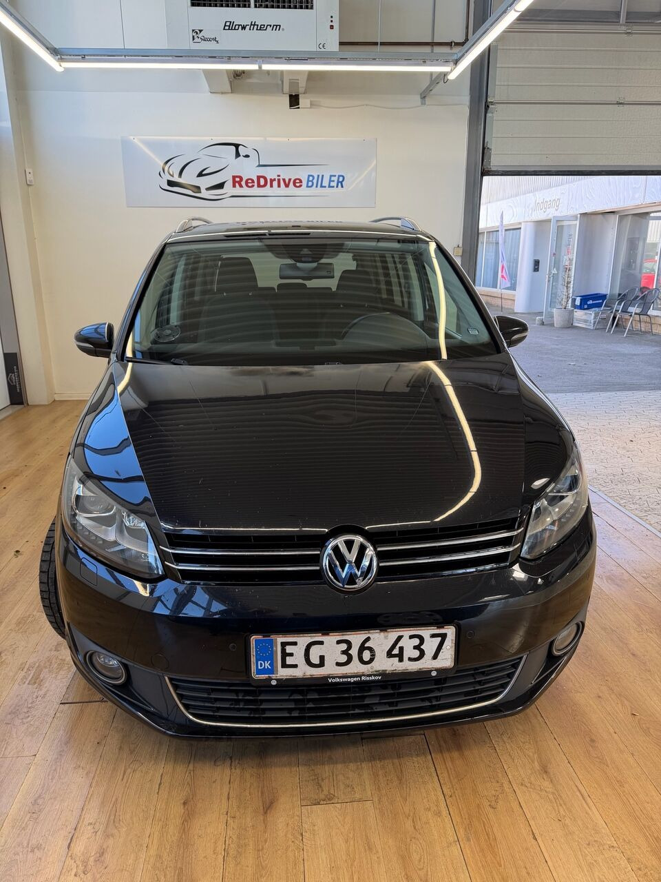 Sort VW Touran fra 2011
