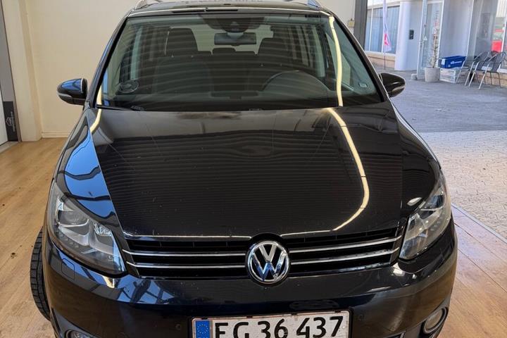Sort VW Touran fra 2011
