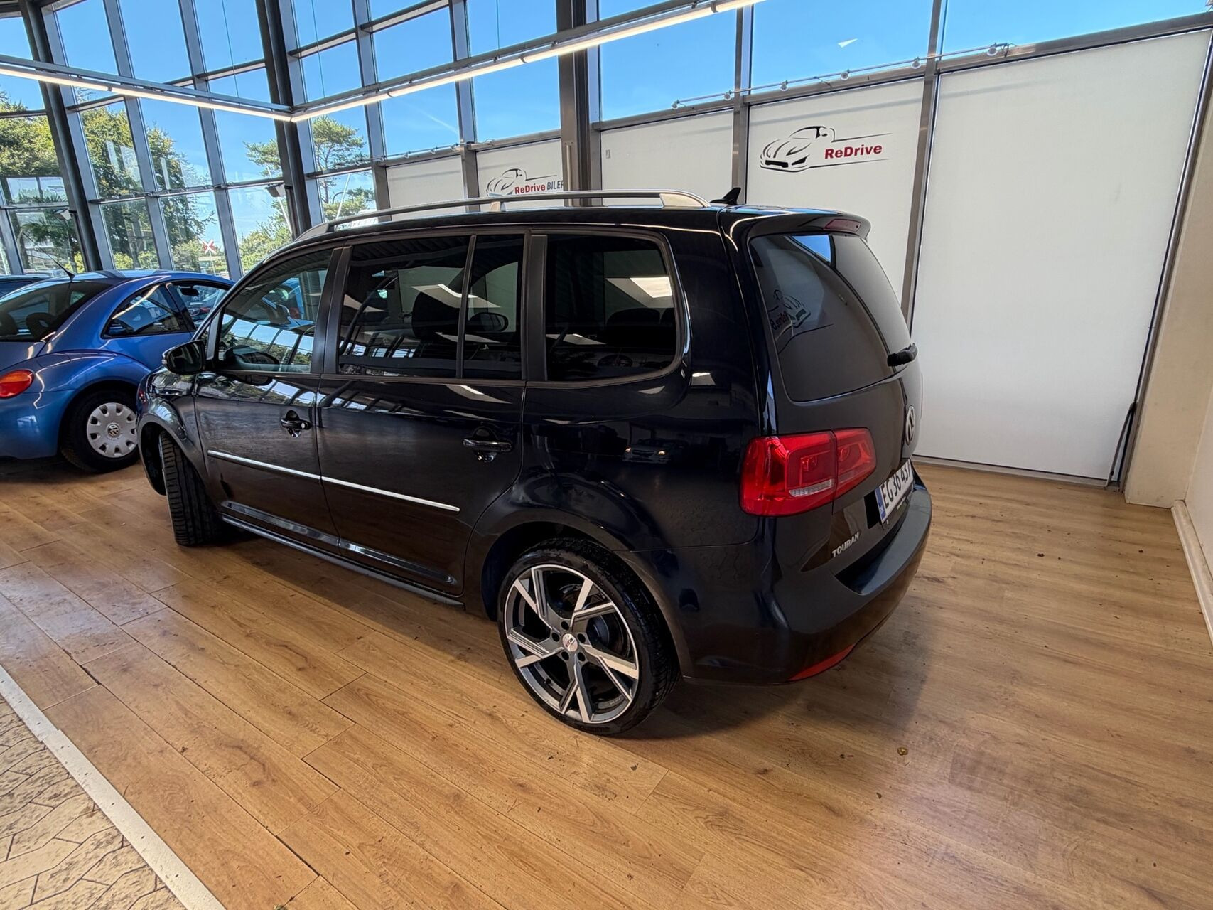 Sort VW Touran fra 2011