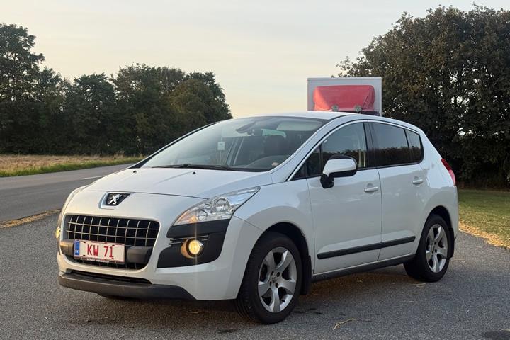 Hvid Peugeot 3008 fra 2011