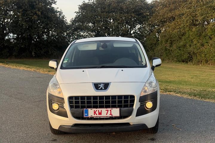 Hvid Peugeot 3008 fra 2011