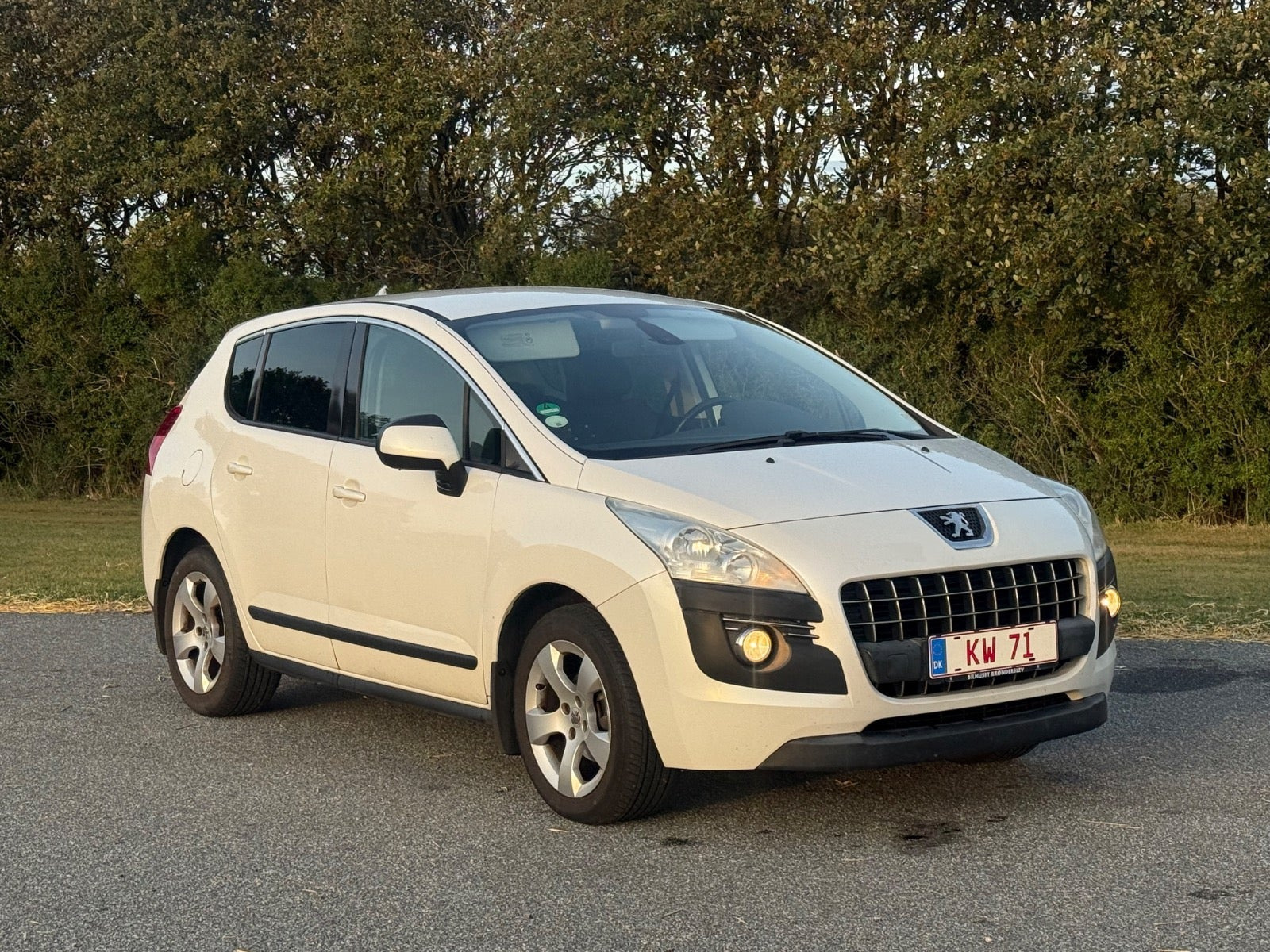Hvid Peugeot 3008 fra 2011