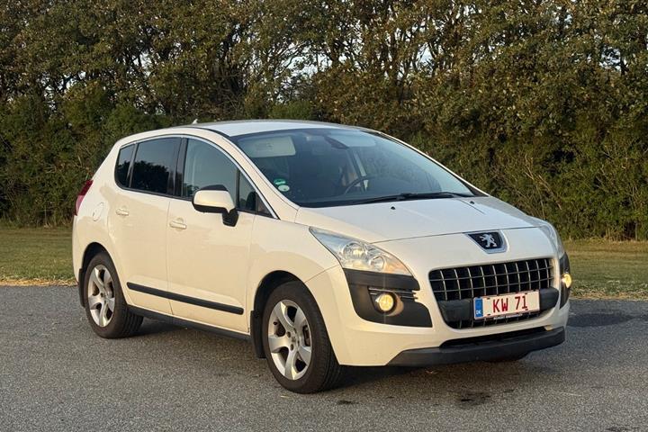 Hvid Peugeot 3008 fra 2011