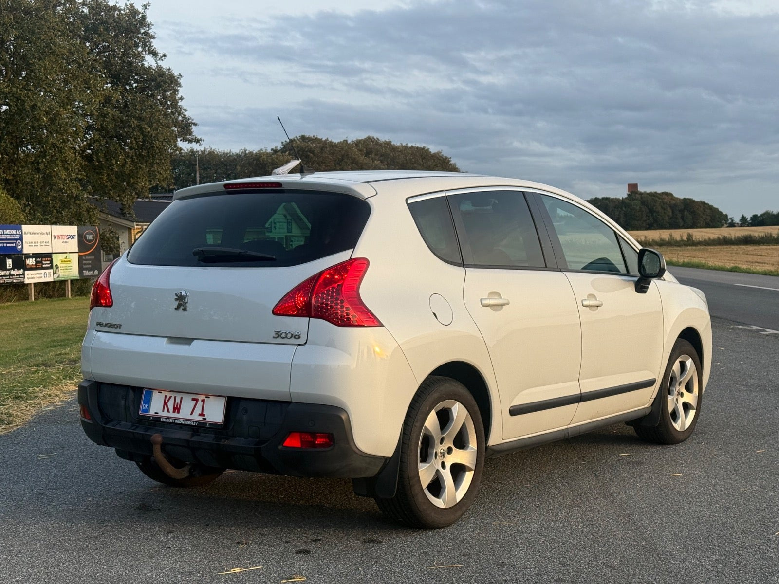 Hvid Peugeot 3008 fra 2011