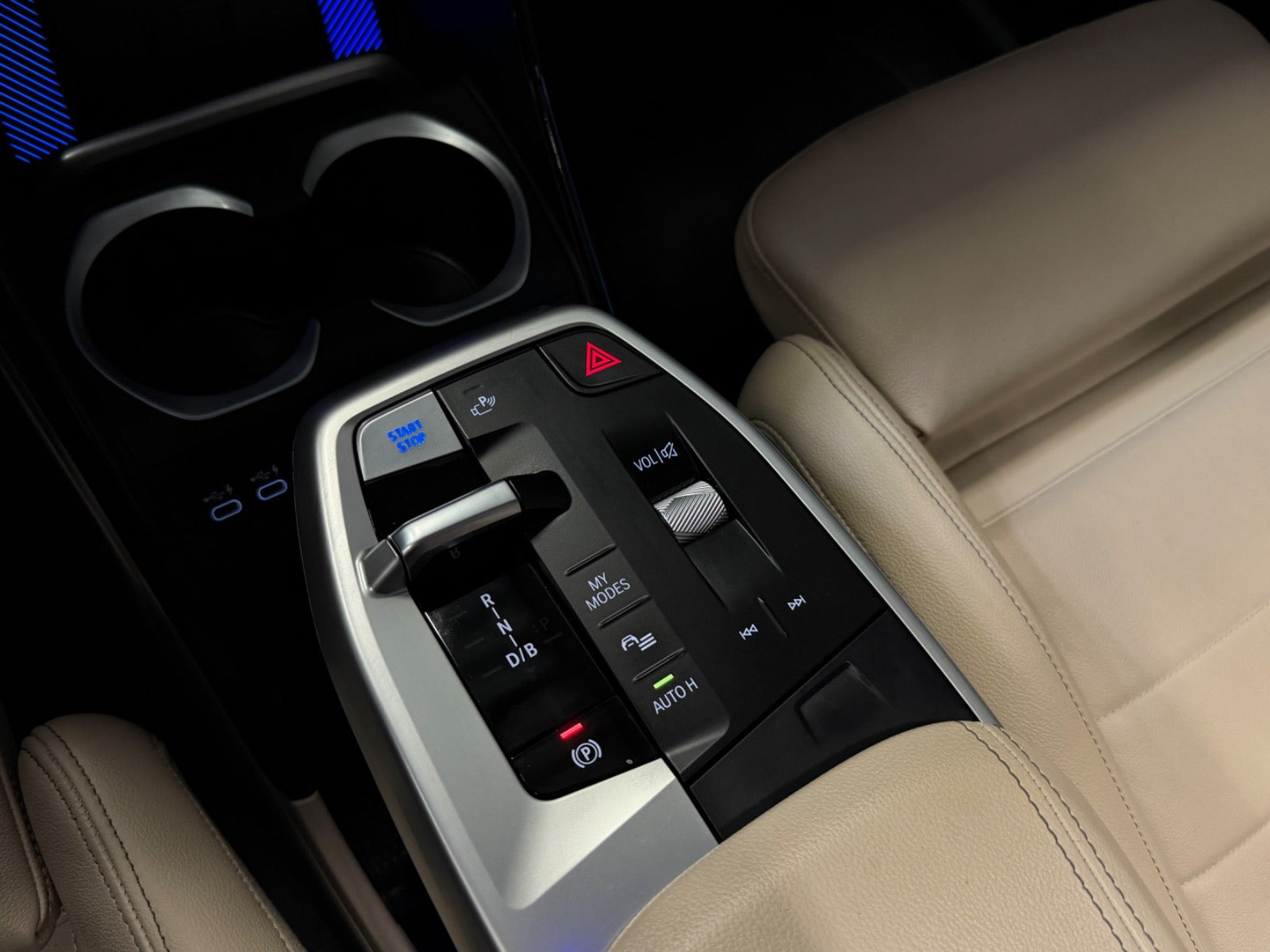 Sort BMW iX1 fra 2023
