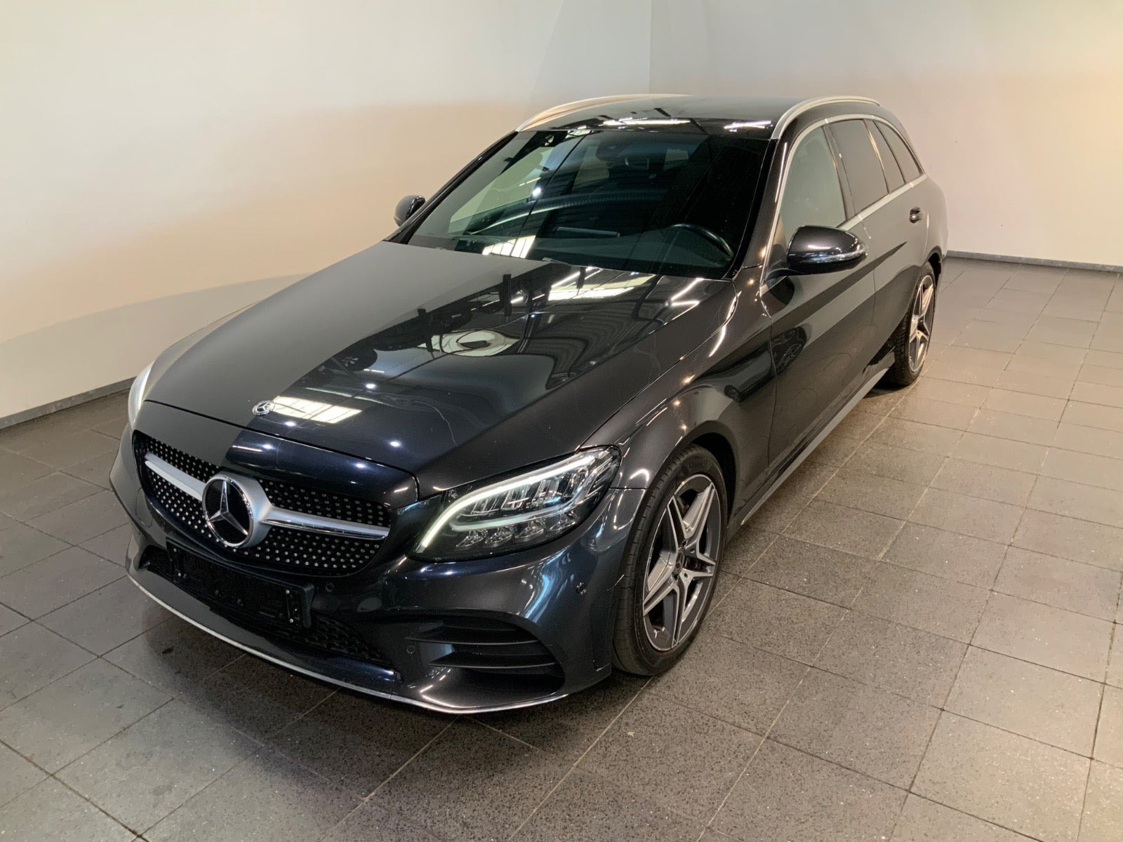 Mercedes C220 d 2,0 AMG Line stc. aut.