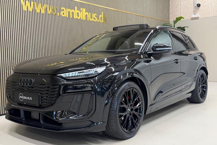 Sort Audi Q6 e-tron fra 2025
