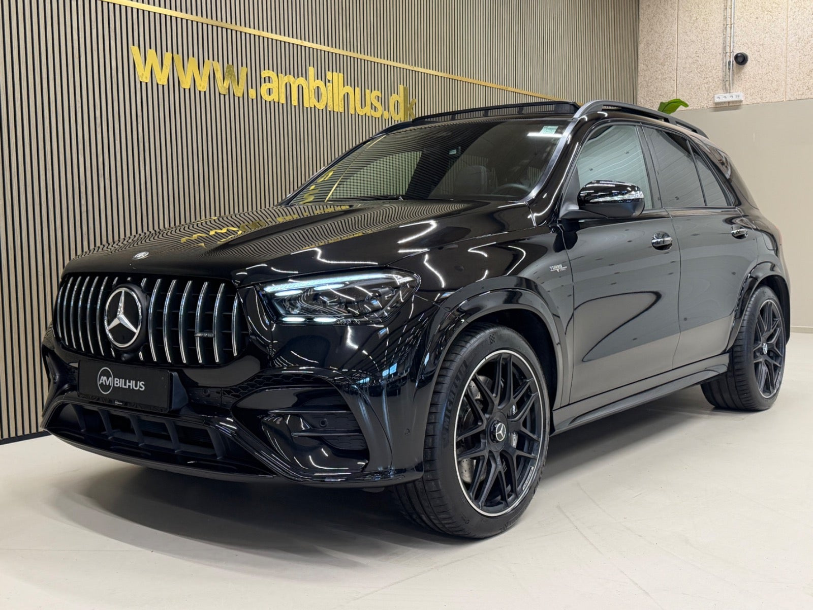 Sort Mercedes GLE53 fra 2025