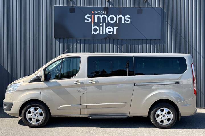 Beige Ford Tourneo Custom 300 L2 fra 2016