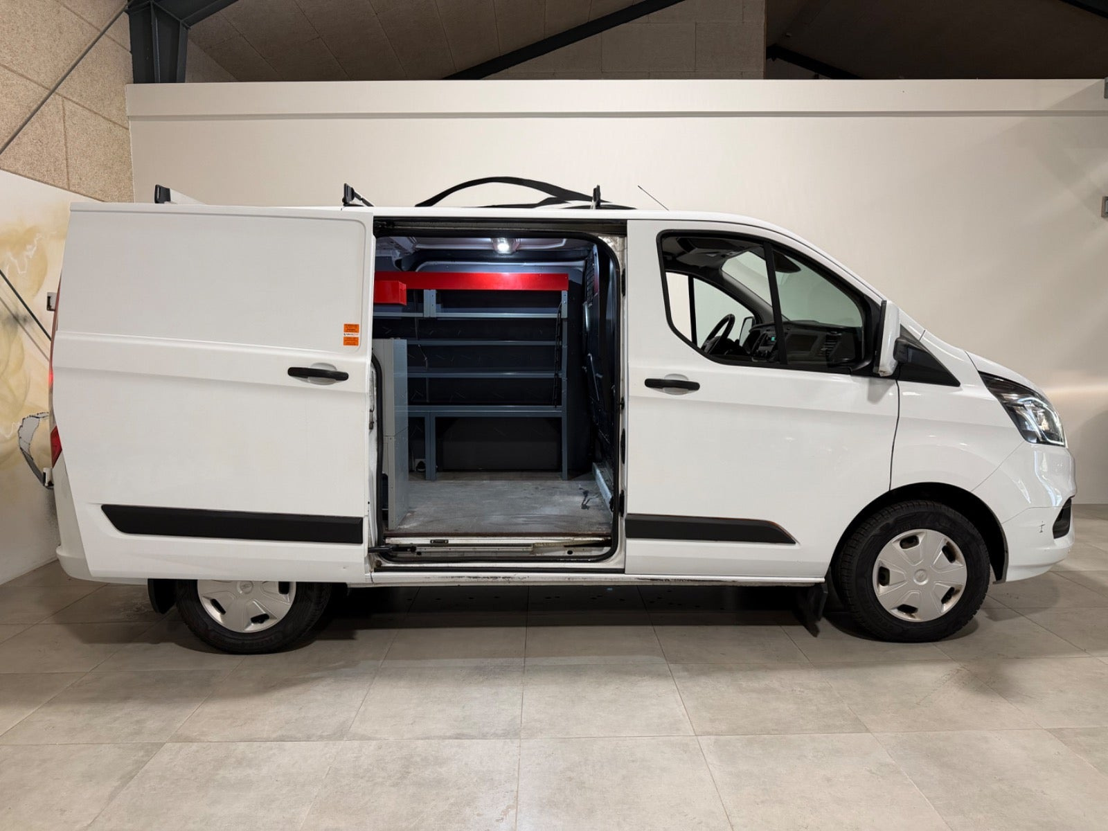 Hvid Ford Transit Custom 280 L1 fra 2018