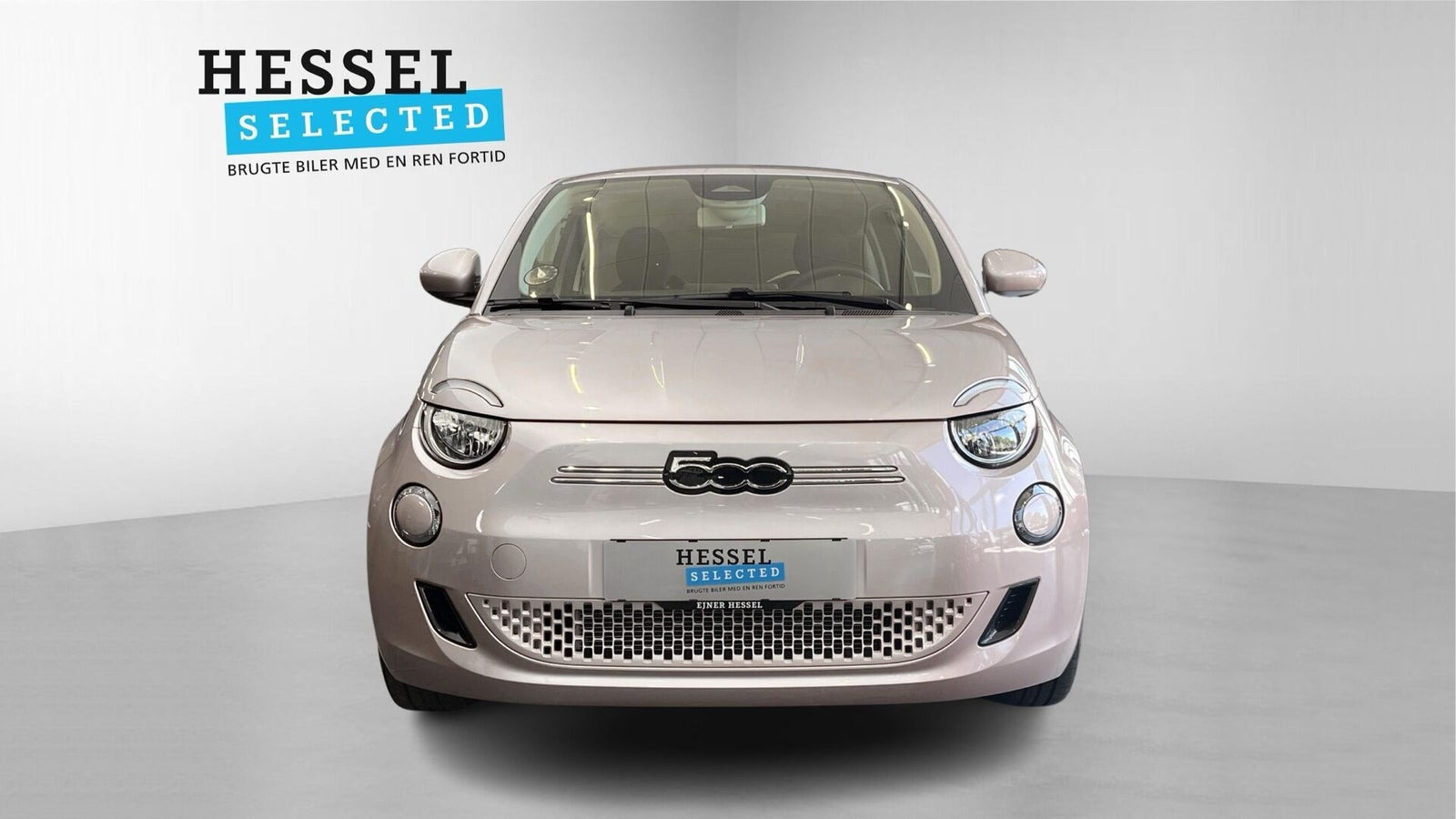 Pink Fiat 500e fra 2023