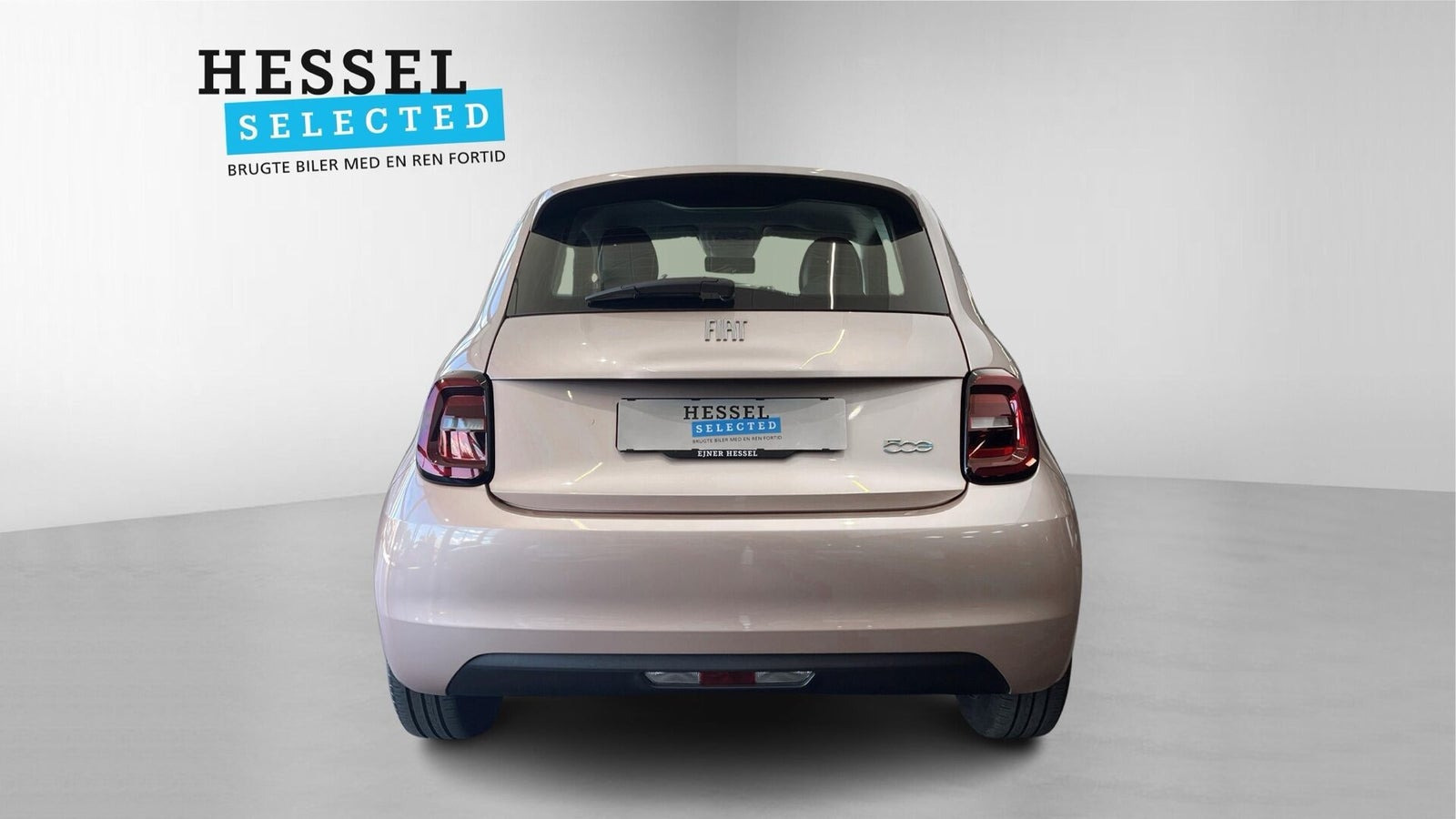 Pink Fiat 500e fra 2023