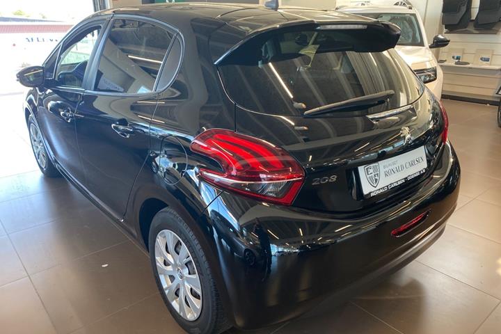 Sort Peugeot 208 fra 2018