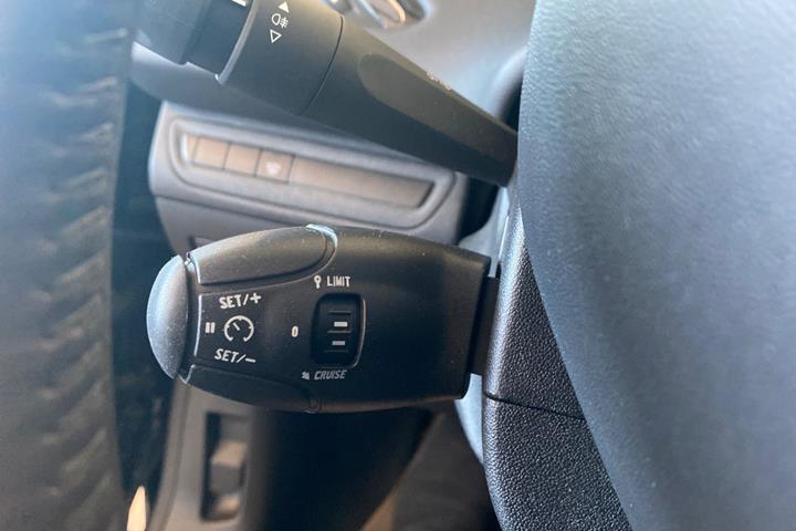 Sort Peugeot 208 fra 2018