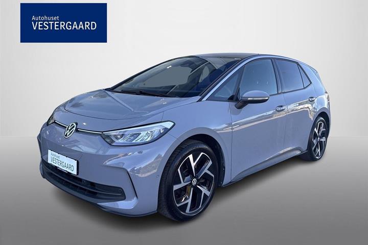 Grå VW ID.3 fra 2024 set udefra