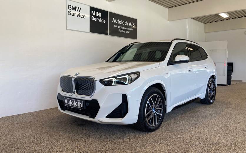 BMW iX1 xDrive30 M-Sport