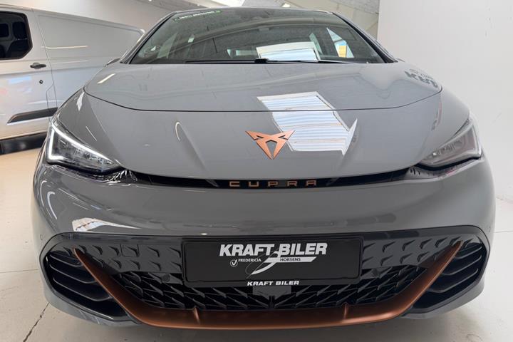 Grå Cupra Born fra 2024
