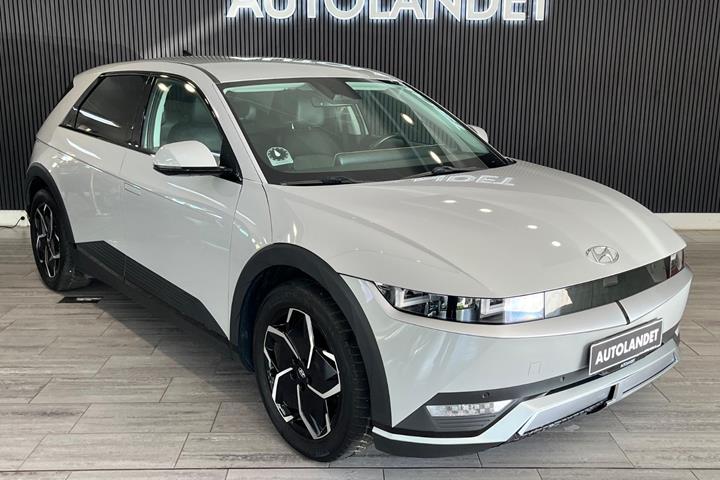 Sølv Hyundai Ioniq 5 fra 2022