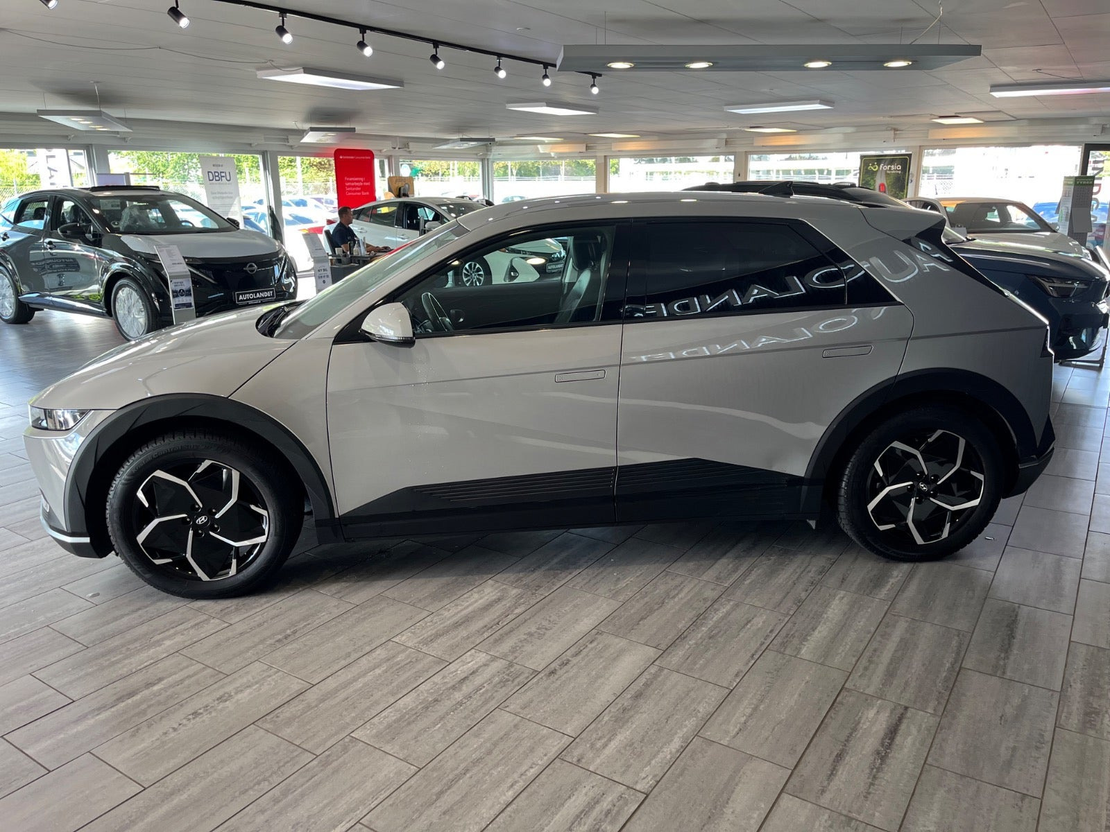 Sølv Hyundai Ioniq 5 fra 2022