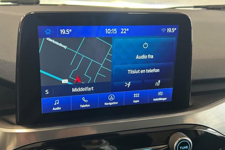 Blå Ford Kuga fra 2020