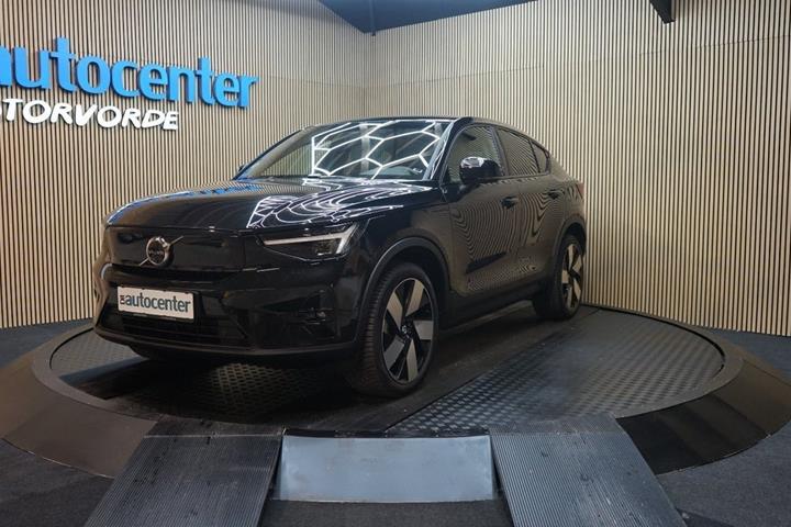 Sort Volvo C40 fra 2024