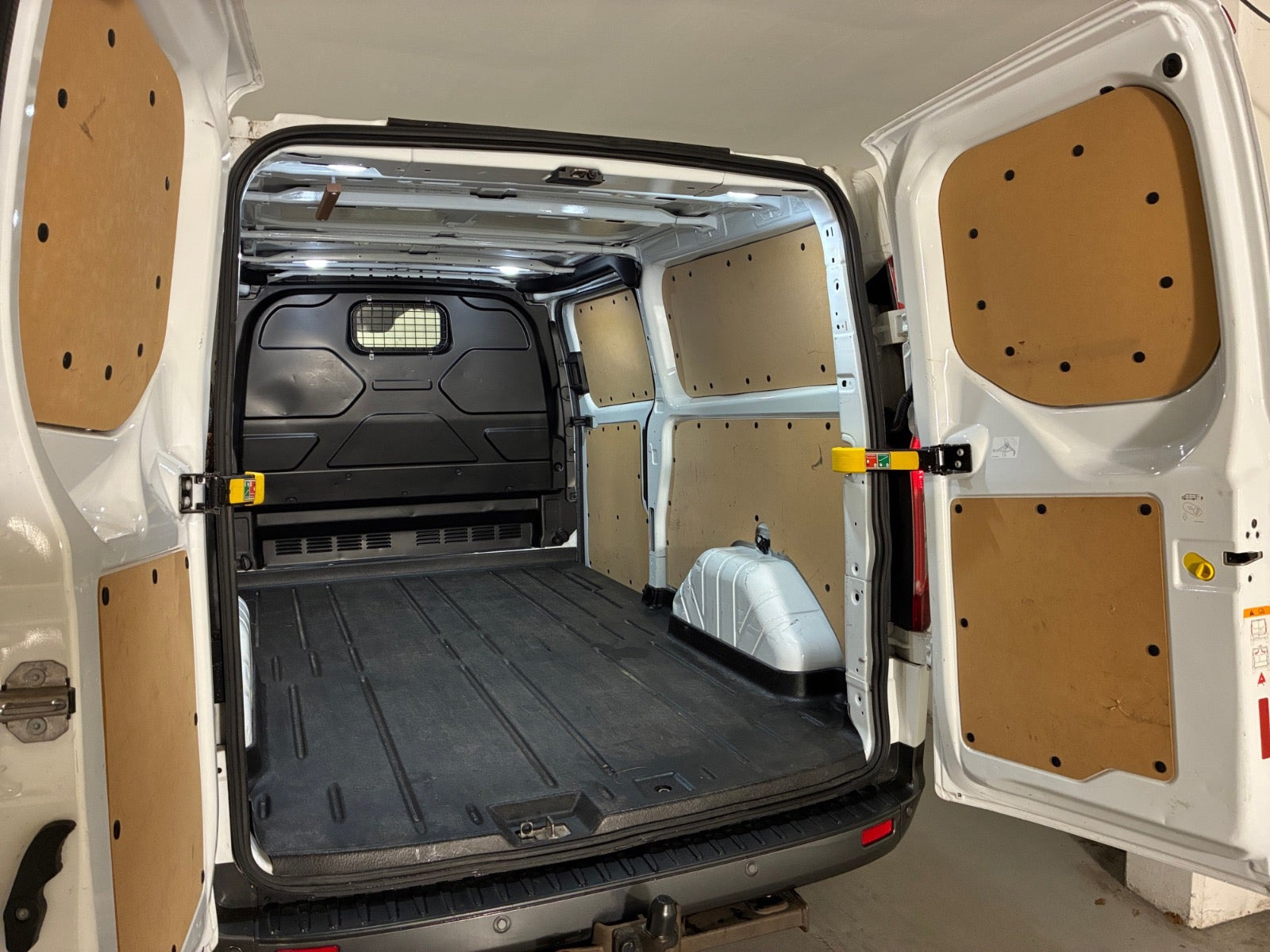 Hvid Ford Transit Custom 300 L2 fra 2021
