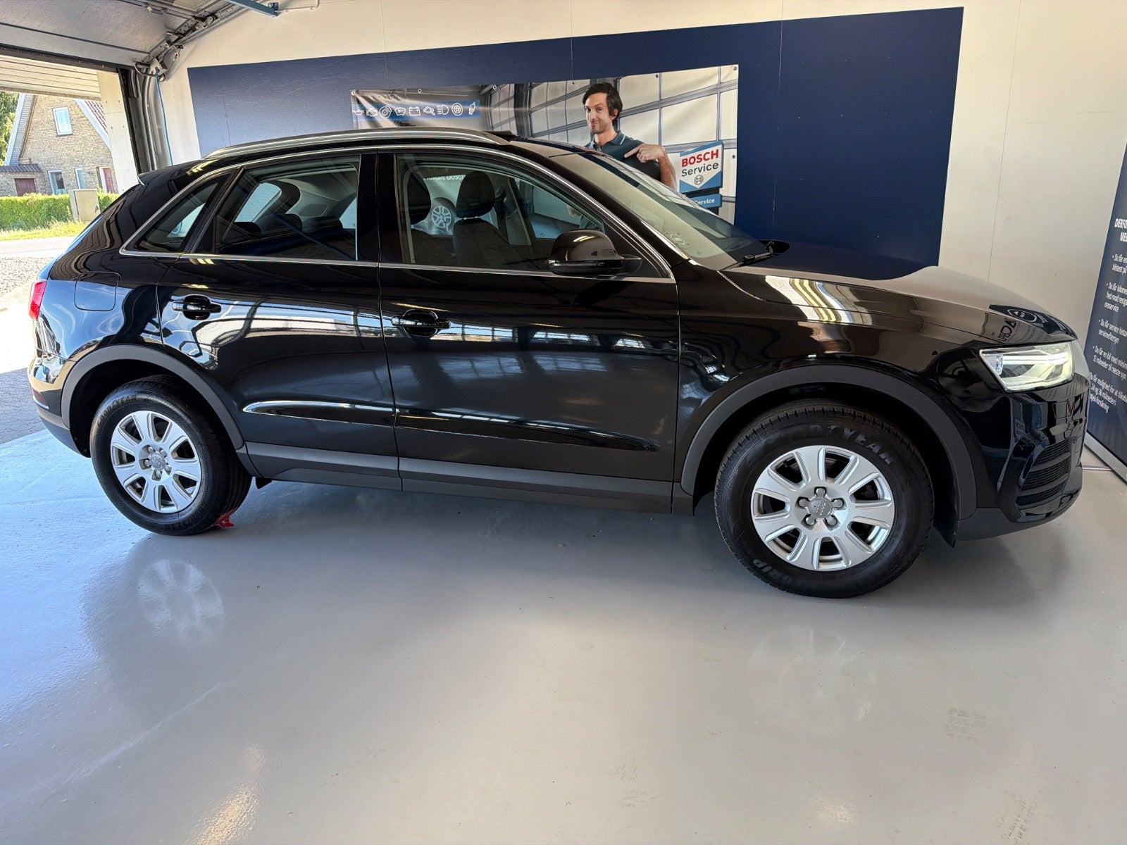 Sort Audi Q3 fra 2017