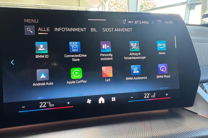 Hvid BMW iX2 fra 2025