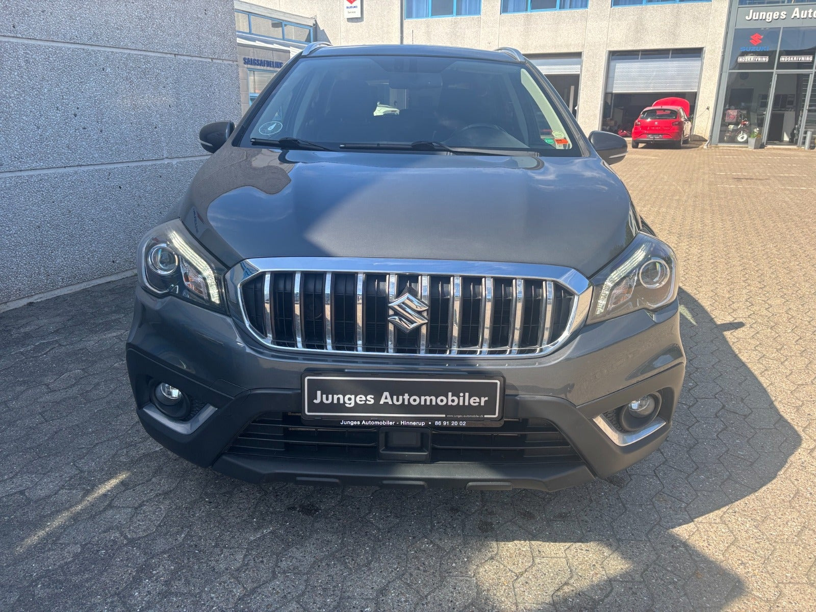 Grå Suzuki S-Cross fra 2020