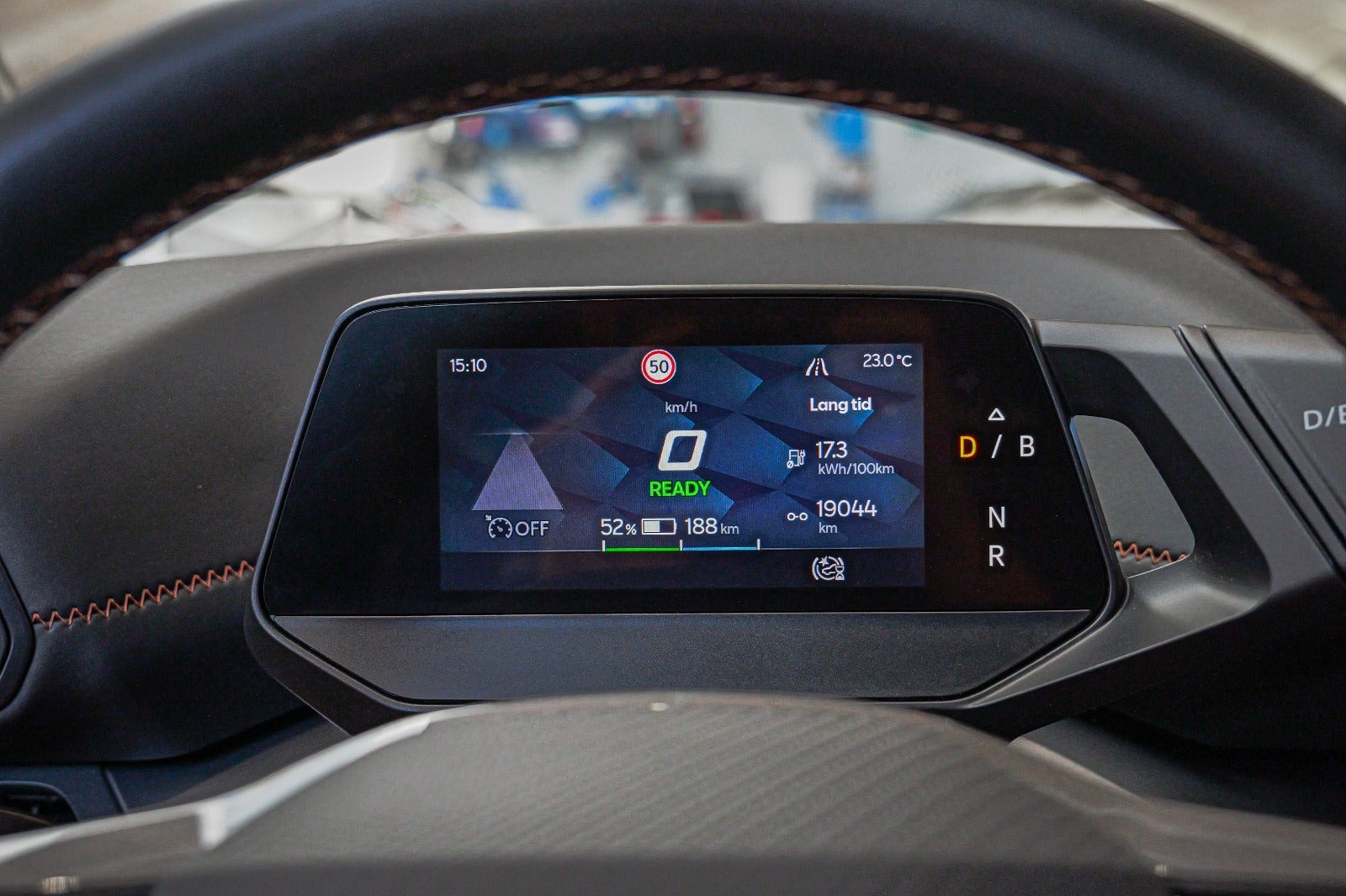 Rød Cupra Born fra 2024