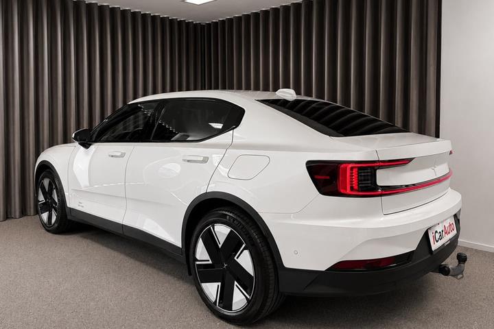 Hvid Polestar 2 fra 2025
