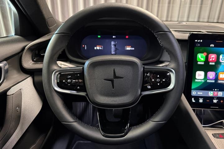 Hvid Polestar 2 fra 2025