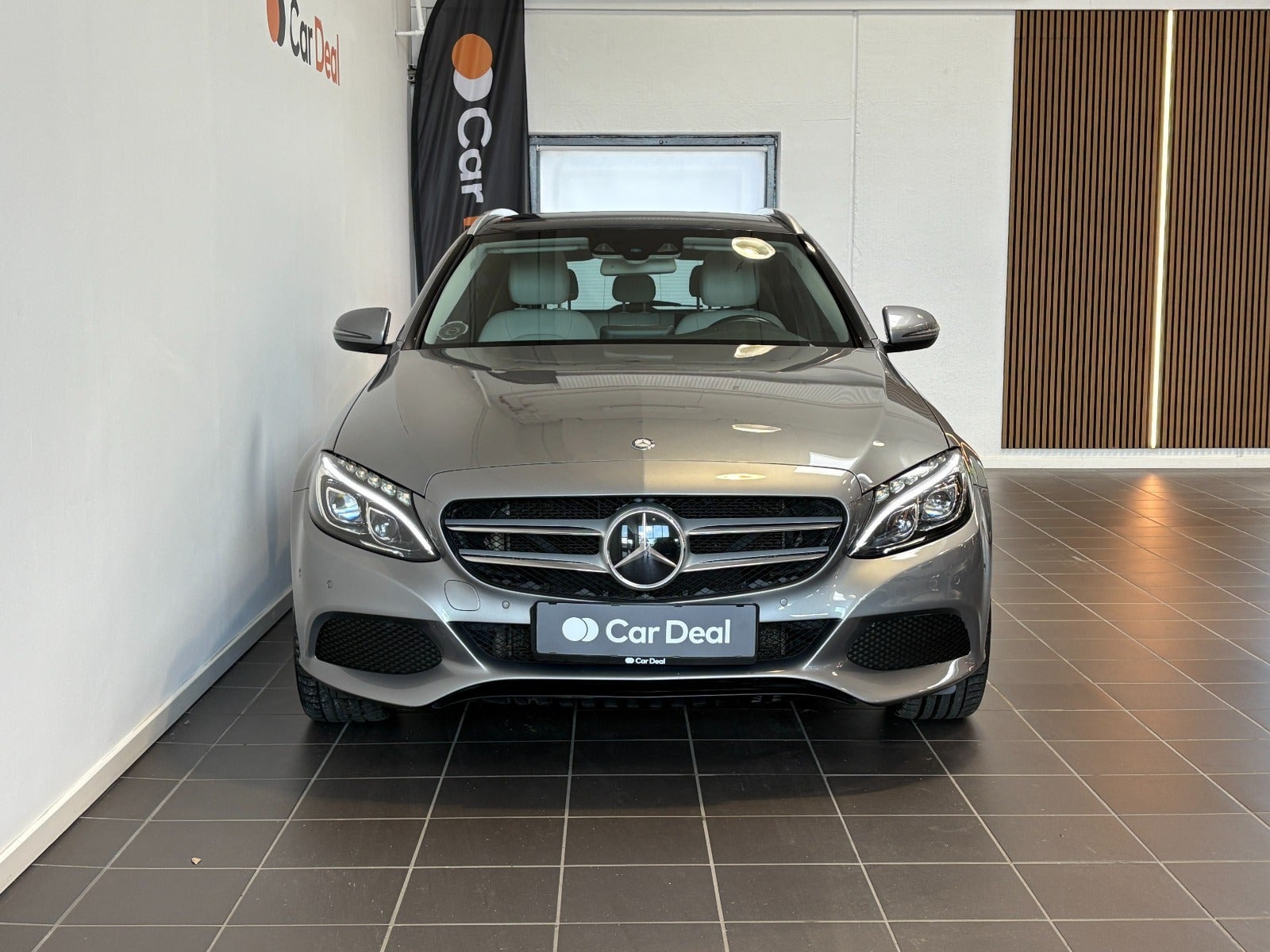 Sort Mercedes C250 d fra 2015