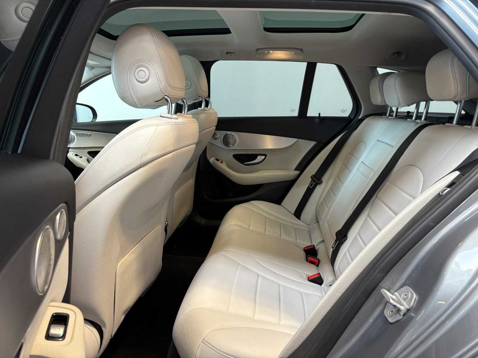 Sort Mercedes C250 d fra 2015